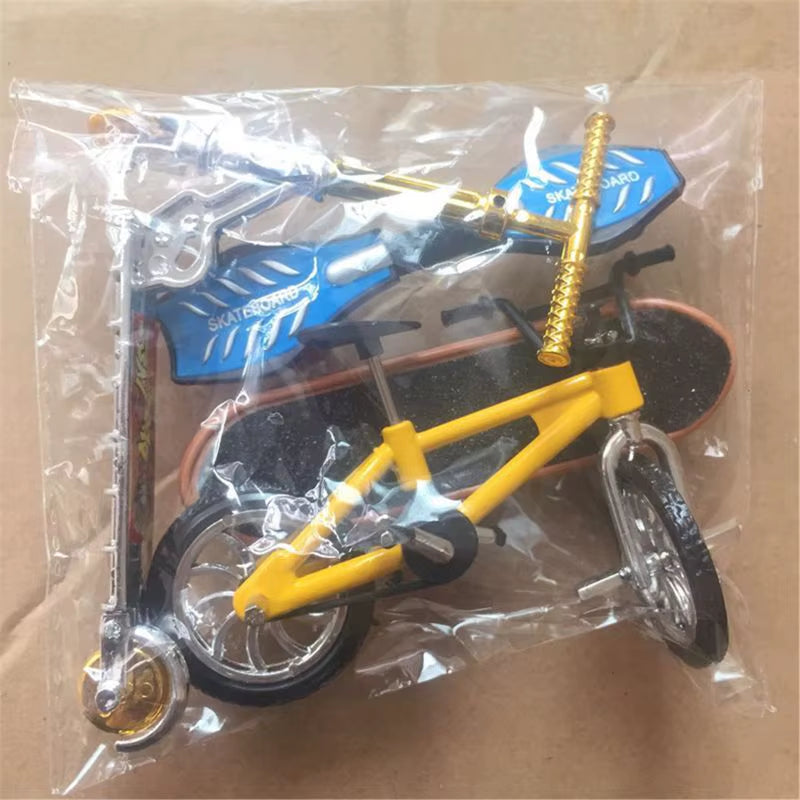 1Set Mini Scooter Two Wheel Scooter Children'S Educational Toys Finger Scooter Bike Fingerboard Skateboard